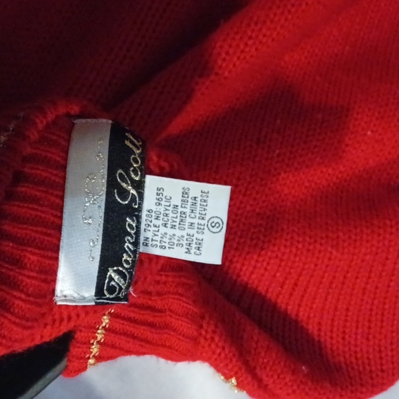DANA SCOTT Vintage Christmas Sweater - Picture 6 of 6